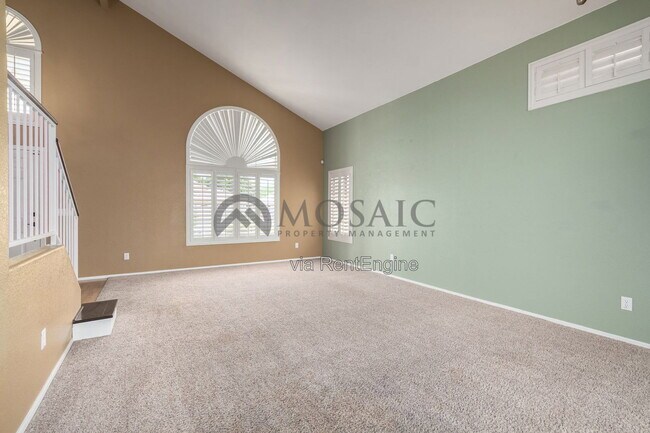 Foto del edificio - 1935 W Mockingbird Dr
