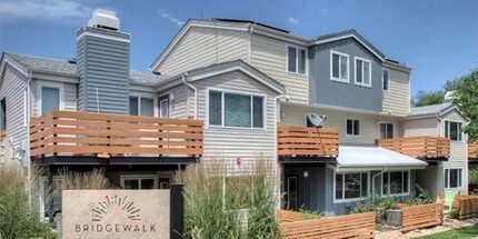 Building Photo - 676 Walden Cir