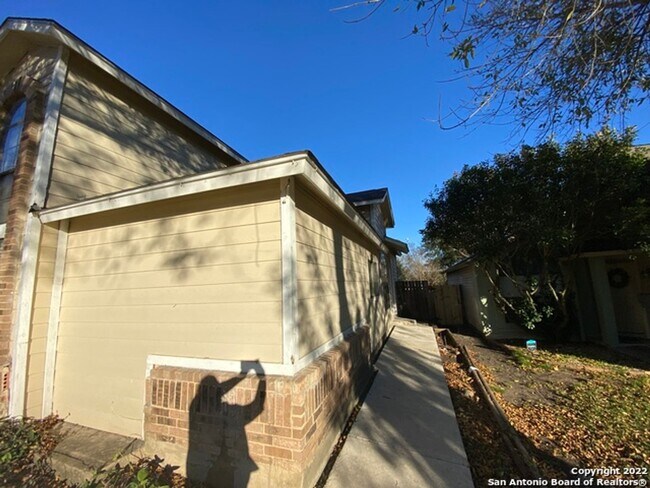 Building Photo - Sunrise Subdivision