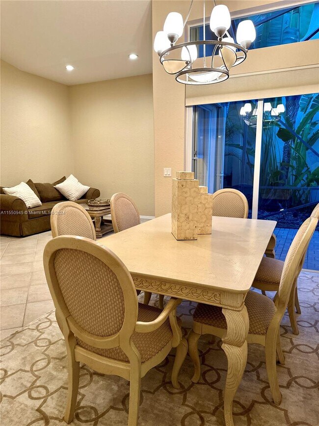 Foto del edificio - 5850 NW 122nd Dr