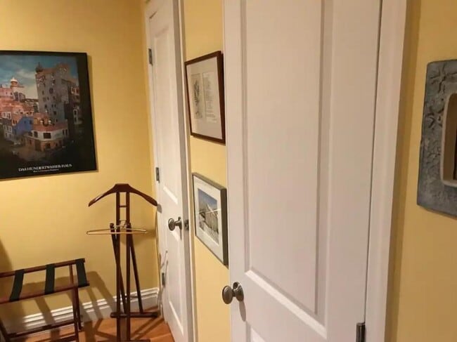 Building Photo - 2 bedroom in Brooklyn NY 11231