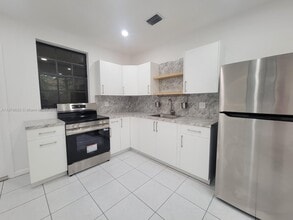 Building Photo - 2365 SW 21st Ave