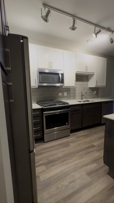 Photo - 1010 Maple Ave (Downers Grove, IL)