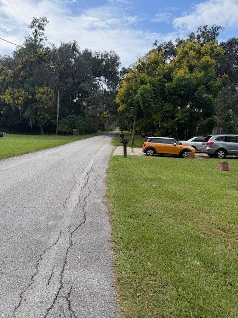 Quiet Neighborhood - 3961 SE 18th Ave