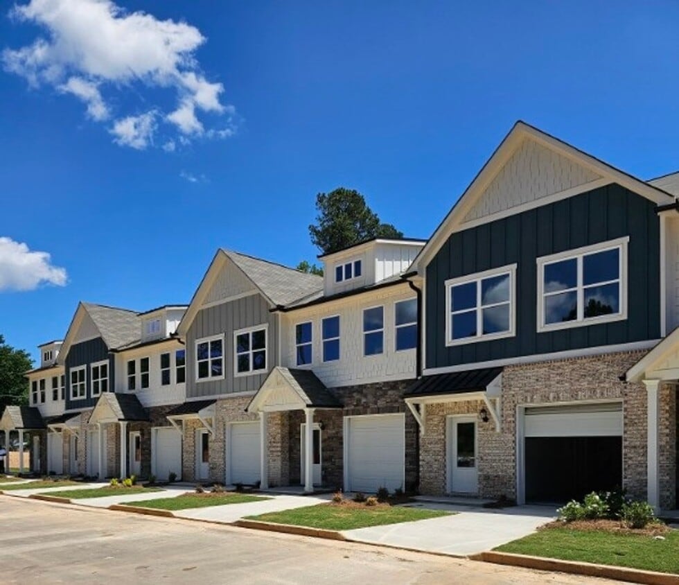 Foto principal - New Construction Townhome for Rent in Fore...
