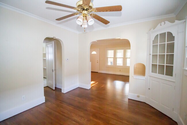 Building Photo - 3605 Burton Ave