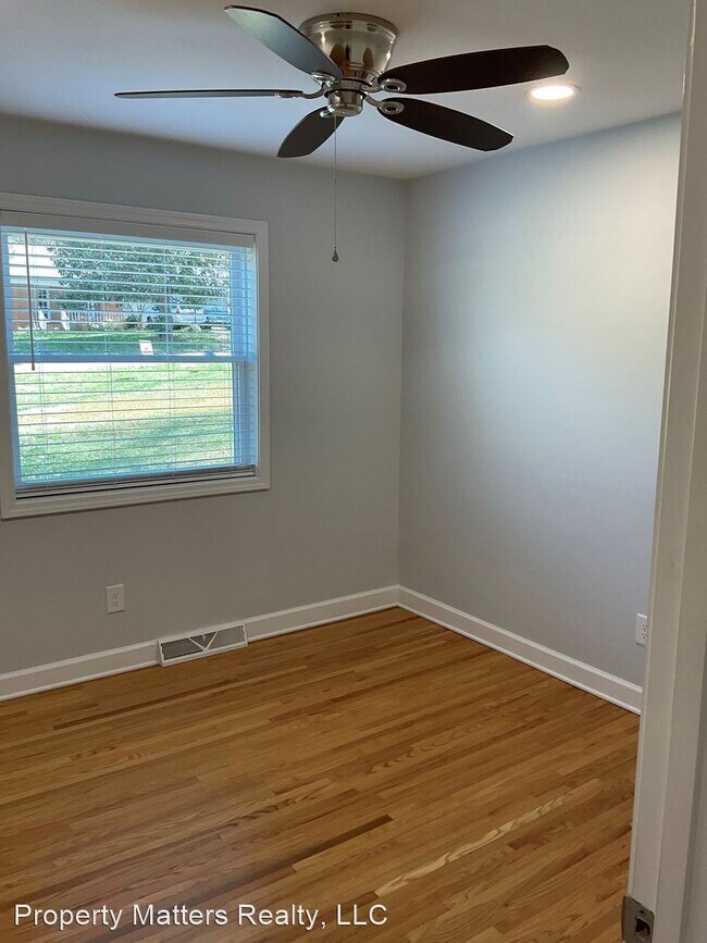 Foto del edificio - 3 br, 2 bath House - 113 Forest Drive