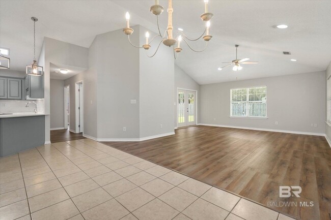 Building Photo - 21570 Palmer Ct