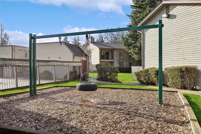 Foto del edificio - 17529 151st Ave SE