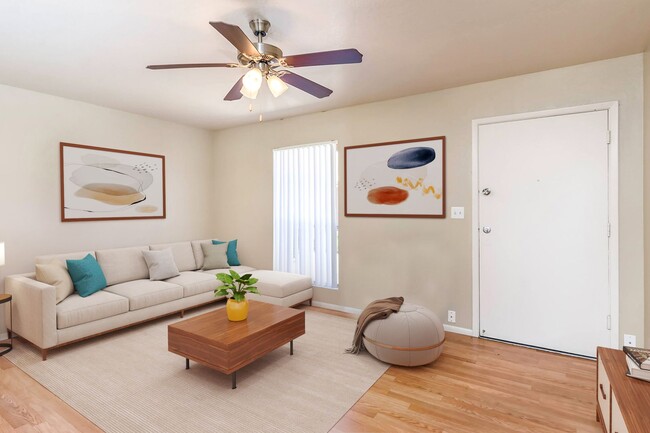 Interior Photo - Escondido Apartments