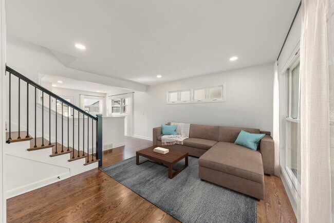 Foto del edificio - 823 N Ellsworth St