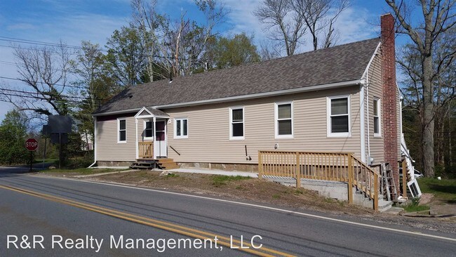 Foto del edificio - 2 br, 1 bath House - 4 SW Main Street
