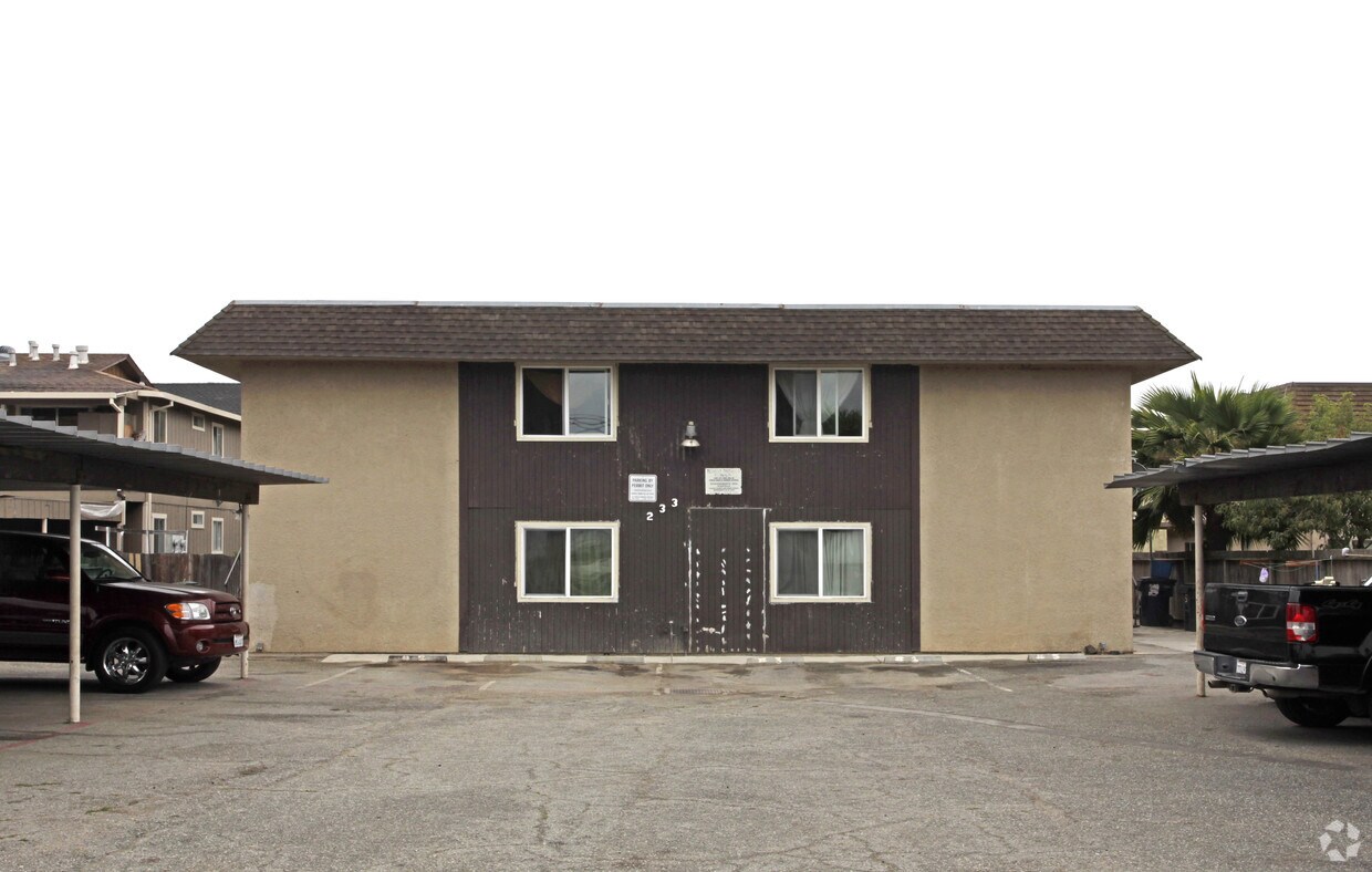 Foto principal - 233 Ford St