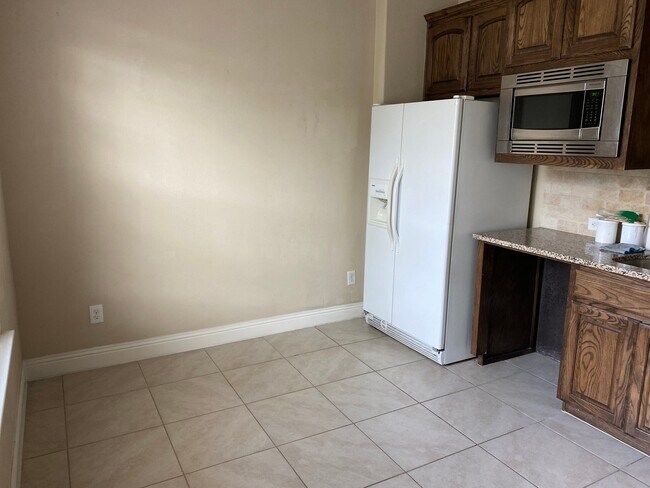 Building Photo - 10508 Fort Davis Pl