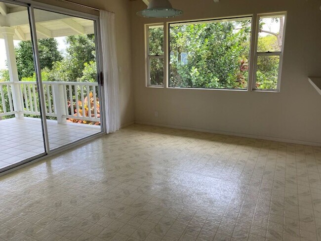 Building Photo - 77-463-463 Kalamauka Rd