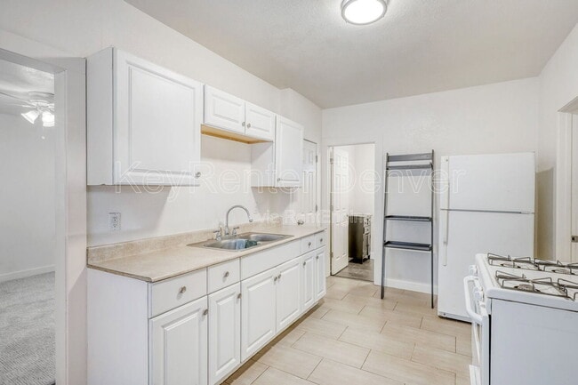 Foto del edificio - 654 Meade St