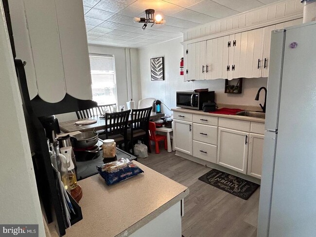 Building Photo - 708 Friedensburg Rd