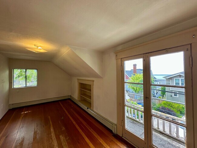 Foto del edificio - 310 Pine St