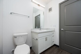 Interior Photo - Vera on Broad