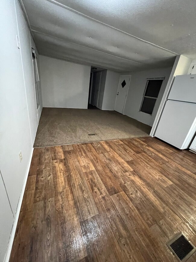 Foto del edificio - 691 Julia St