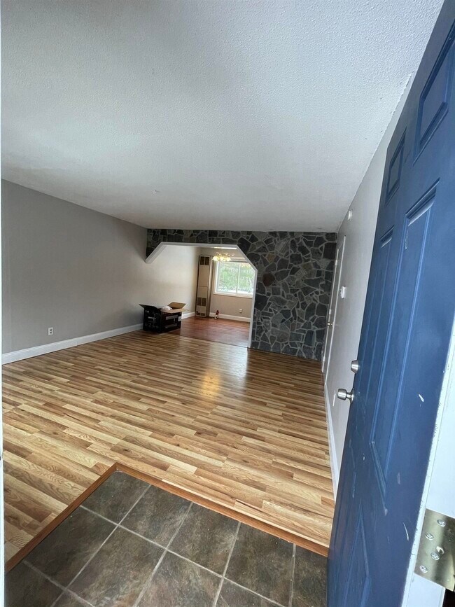 616 Portland St Unit 56, Rochester, NH 03867 Condo for Rent in