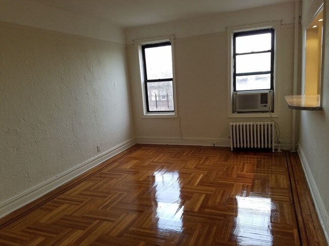 Building Photo - 209 Avenue P