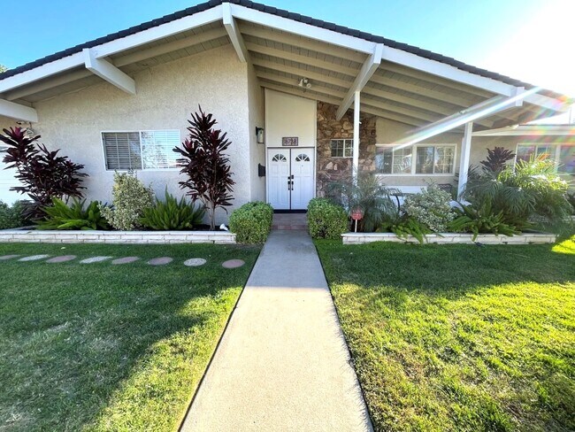 Building Photo - 16738 Calahan St