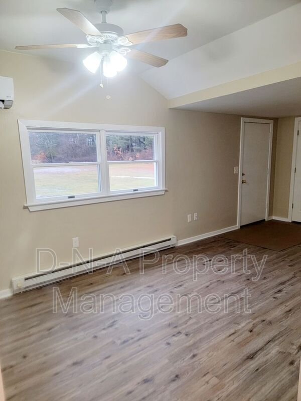 Foto del edificio - 283 Acres Rd