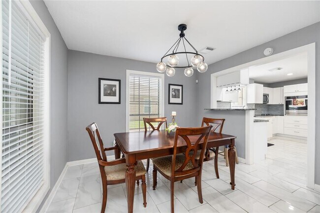 Building Photo - 11714 Fallwood Dr