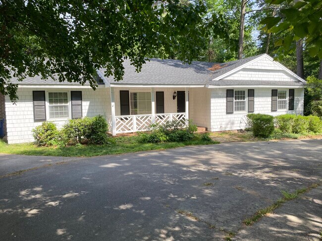 Foto del edificio - 3900 Lassiter Mill Rd