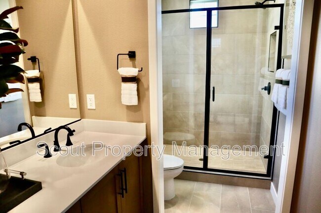 Foto del edificio - 26898 Rubicon Rd