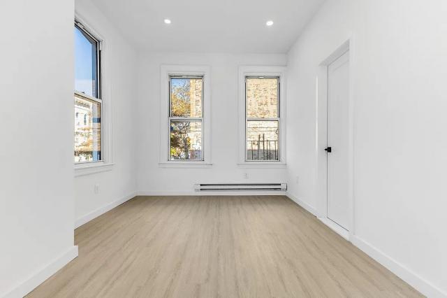 Foto del edificio - 2 bedroom in BROOKLYN NY 11237