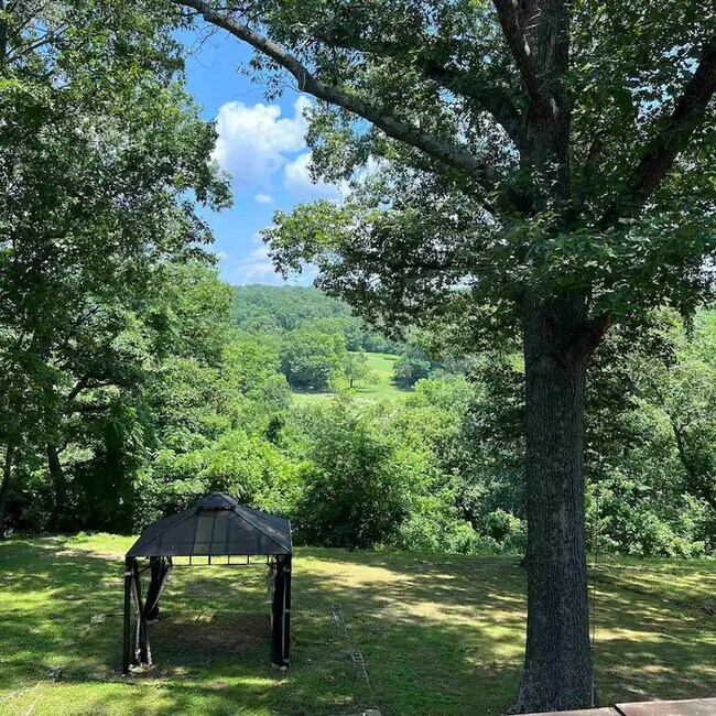 Foto del edificio - 59 Hope Dr