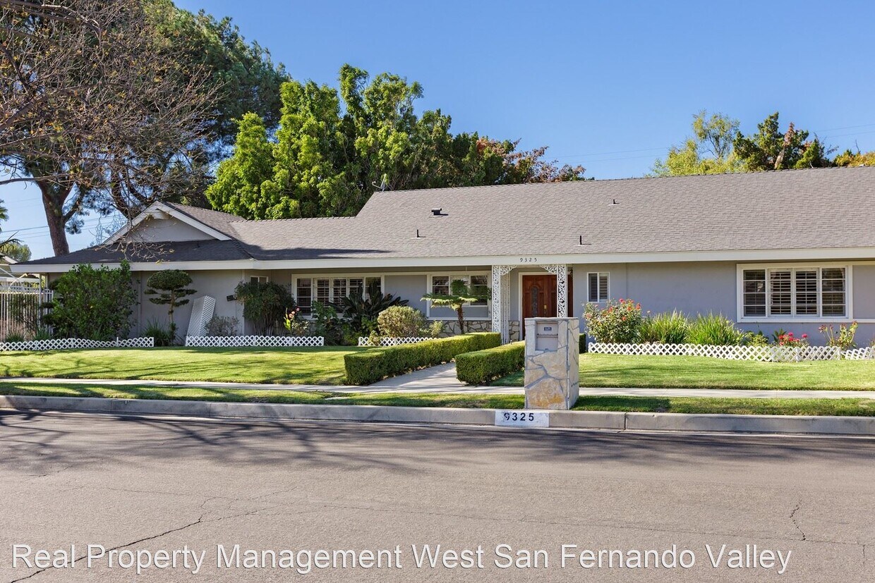 5 br, 3 bath House 9325 Encino Ave. House for Rent in Los Angeles
