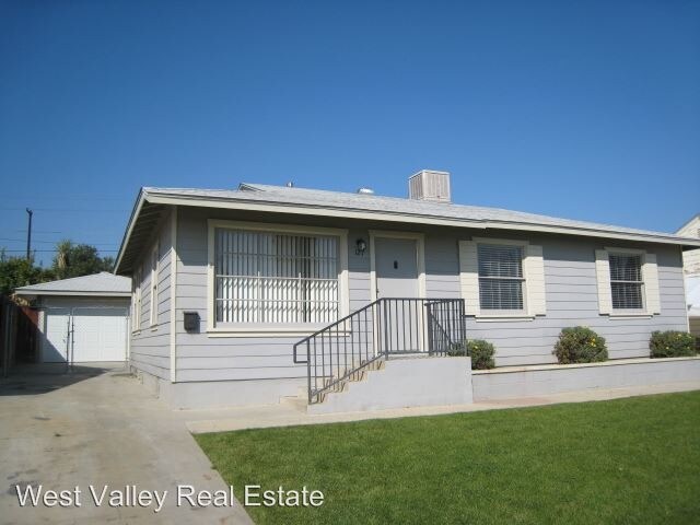 Building Photo - 3 br, 1 bath House - 127 Franklin Avenue