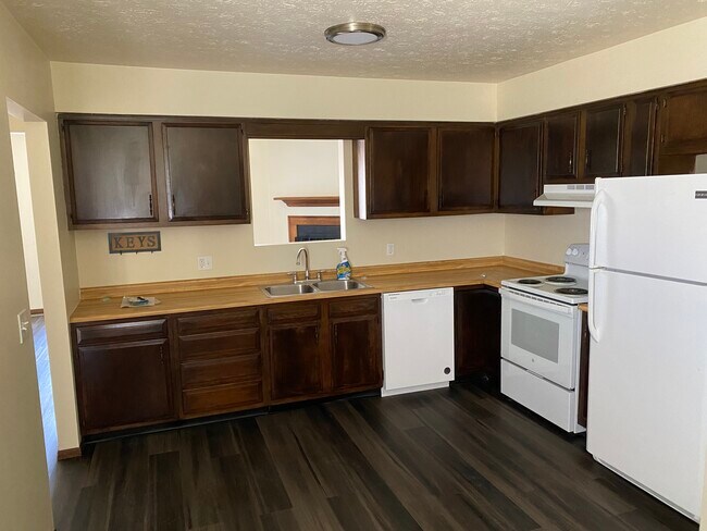 Foto del edificio - 6731 Sun Valley Ave NE