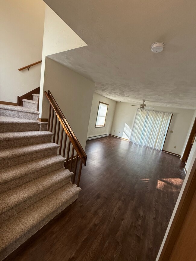 Building Photo - 3131 Shellers Bend