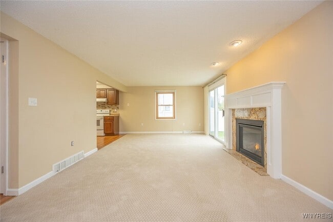 Building Photo - 2507 Cayuga St