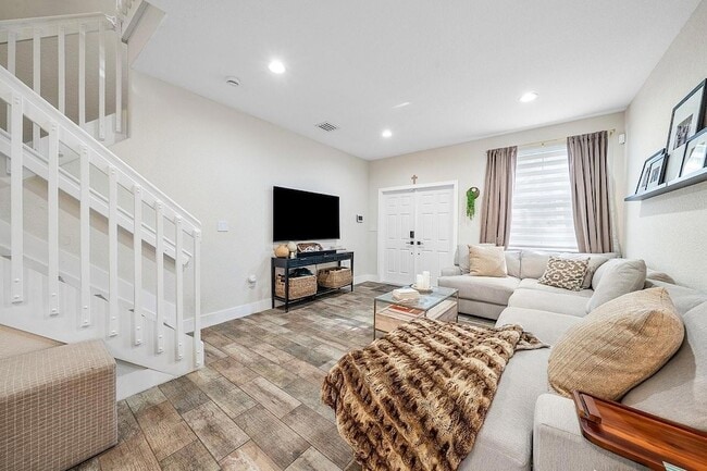 Building Photo - 3876 SW 169th Terrace