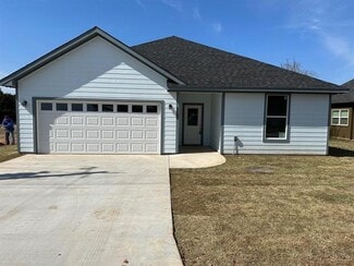 Building Photo - 2500 San Gabriel Dr