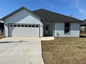Building Photo - 2500 San Gabriel Dr