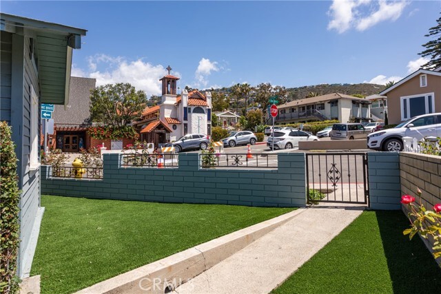 Building Photo - 600 Emerald Bay
