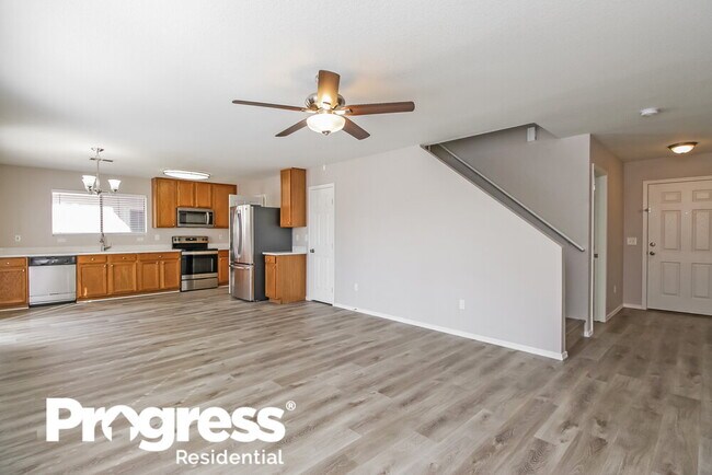 Building Photo - 3257 S Chaparral Rd