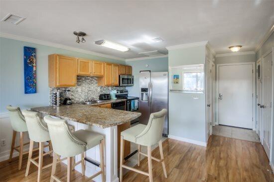 Building Photo - 445 Gulf Shore Dr
