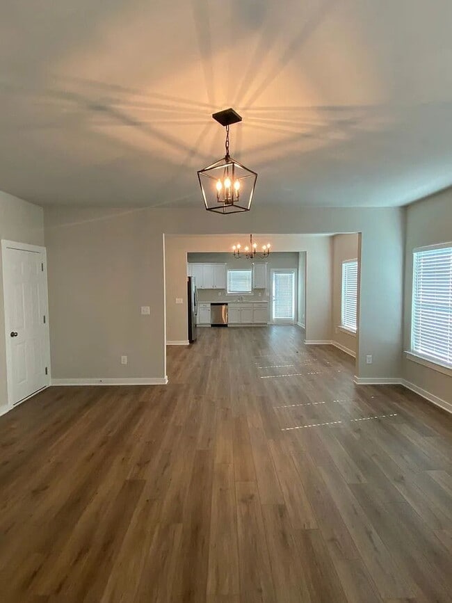 Building Photo - 280 Avalon Wy