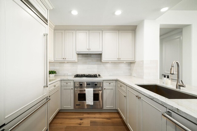 Foto del edificio - 7181 E Camelback Rd