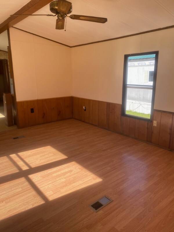 14 1st St, Kenduskeag, ME 04450 House Rental in Kenduskeag, ME