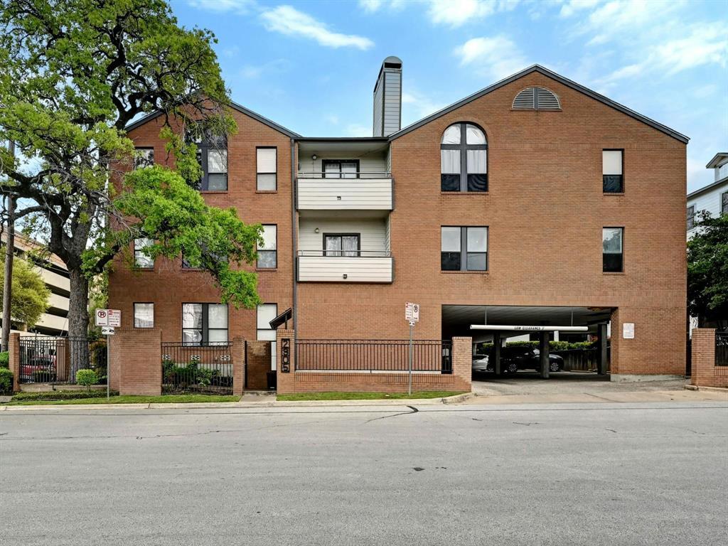 2905 Swisher St Unit 203, Austin, TX 78705 Condo for Rent in Austin