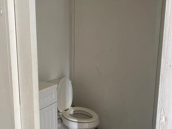 Building Photo - 109 Nancy Pl.