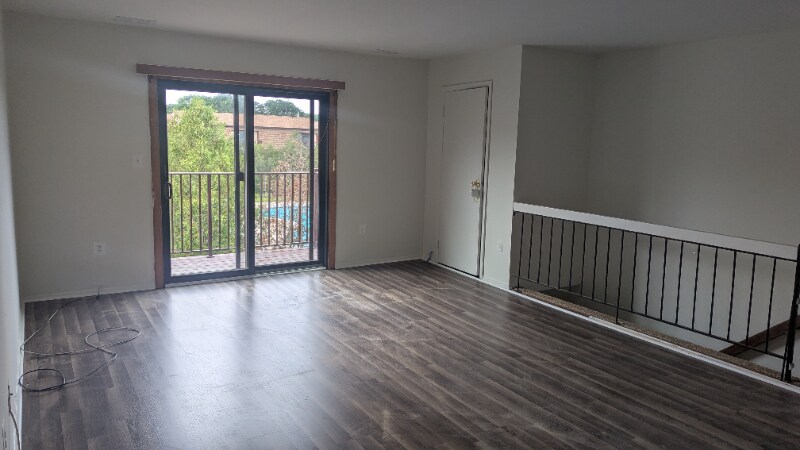 Foto principal - 1204 N Oaks Blvd